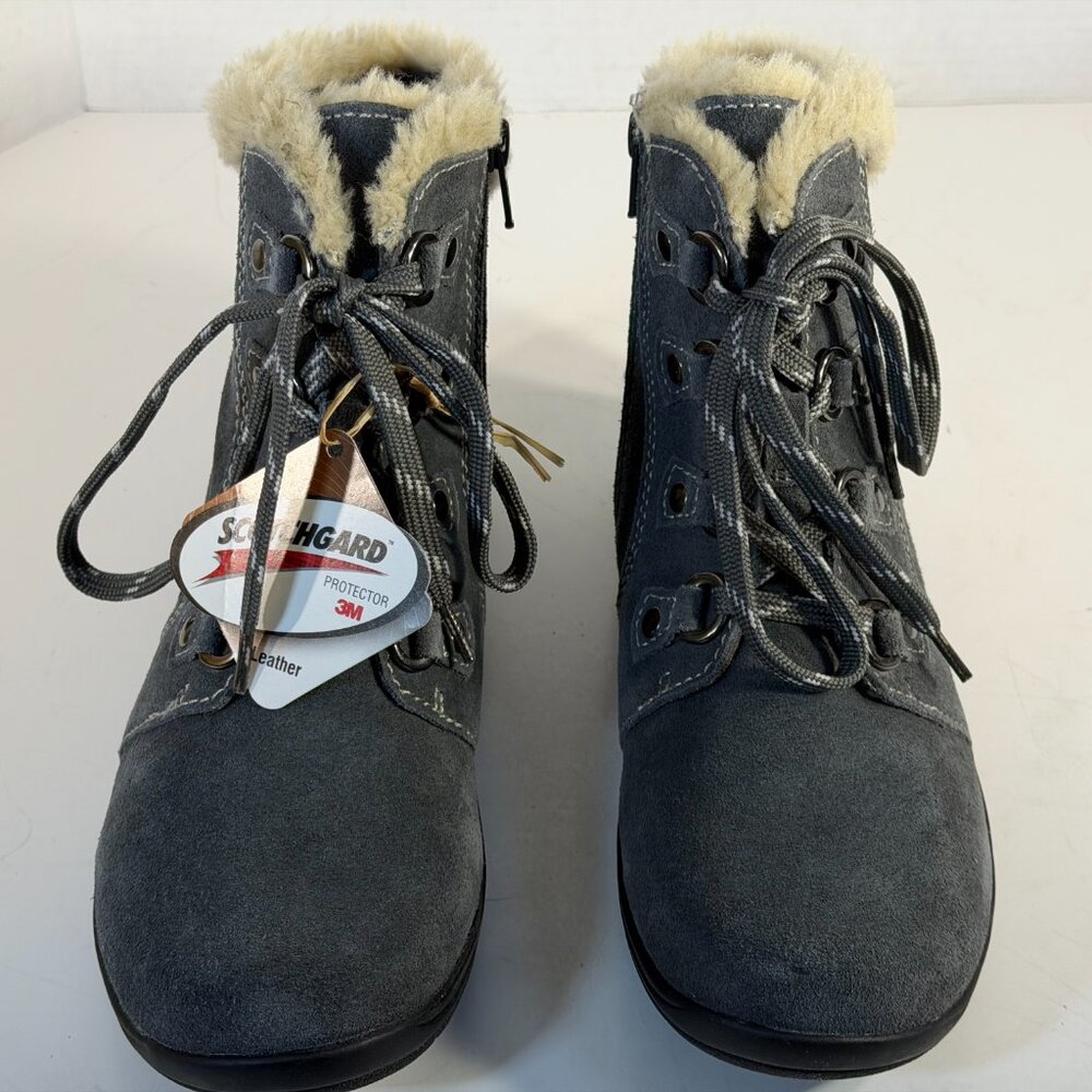 Women's size 9 New Grey boots - Picture 2 of 12